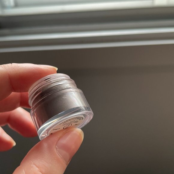 4 eye shades - Magnetic eyeshadow pencil Nudestix, powders Alima & Gia Minerals - Picture 8 of 15